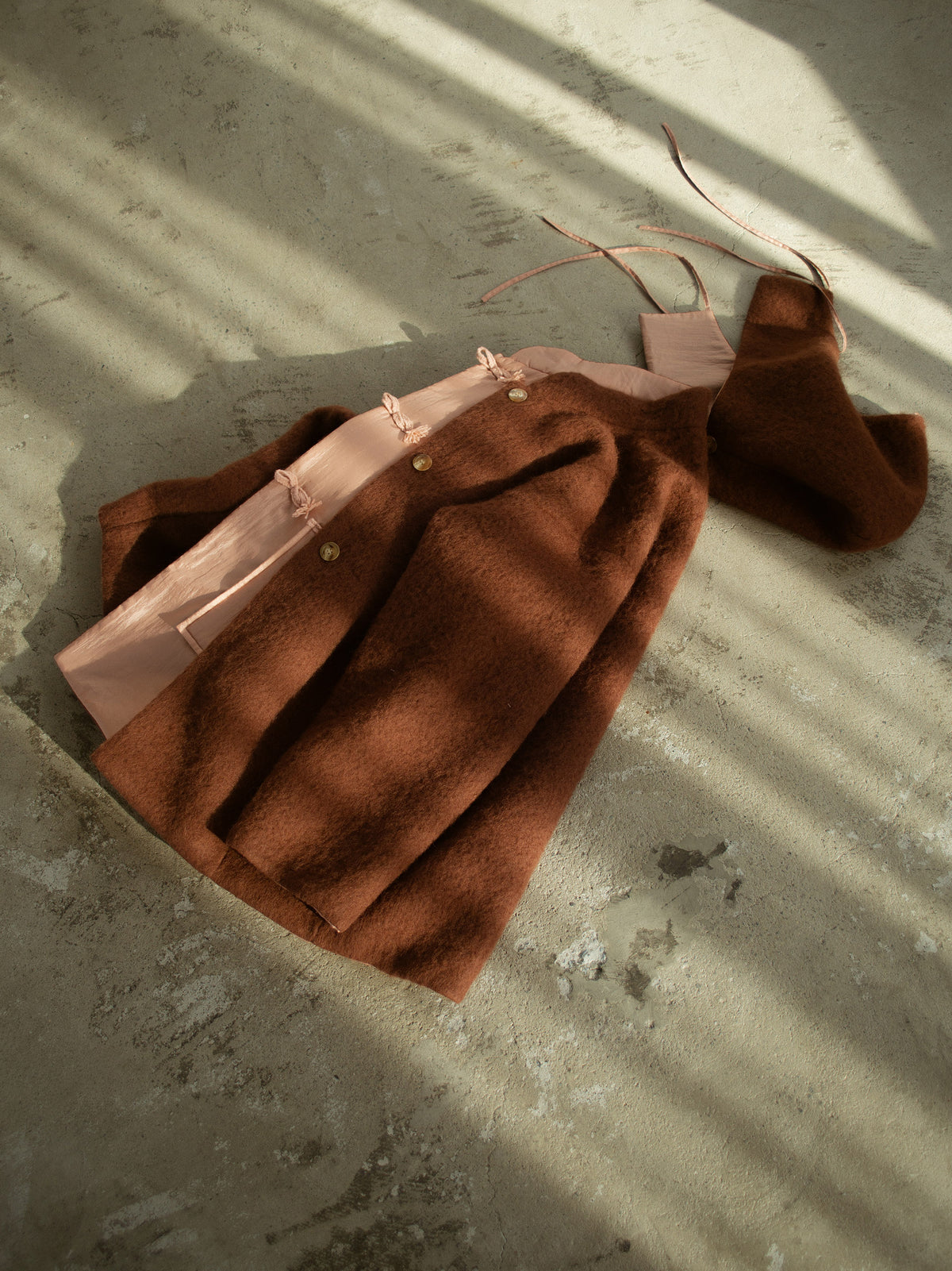 Dual Coat Taffeta & Boa