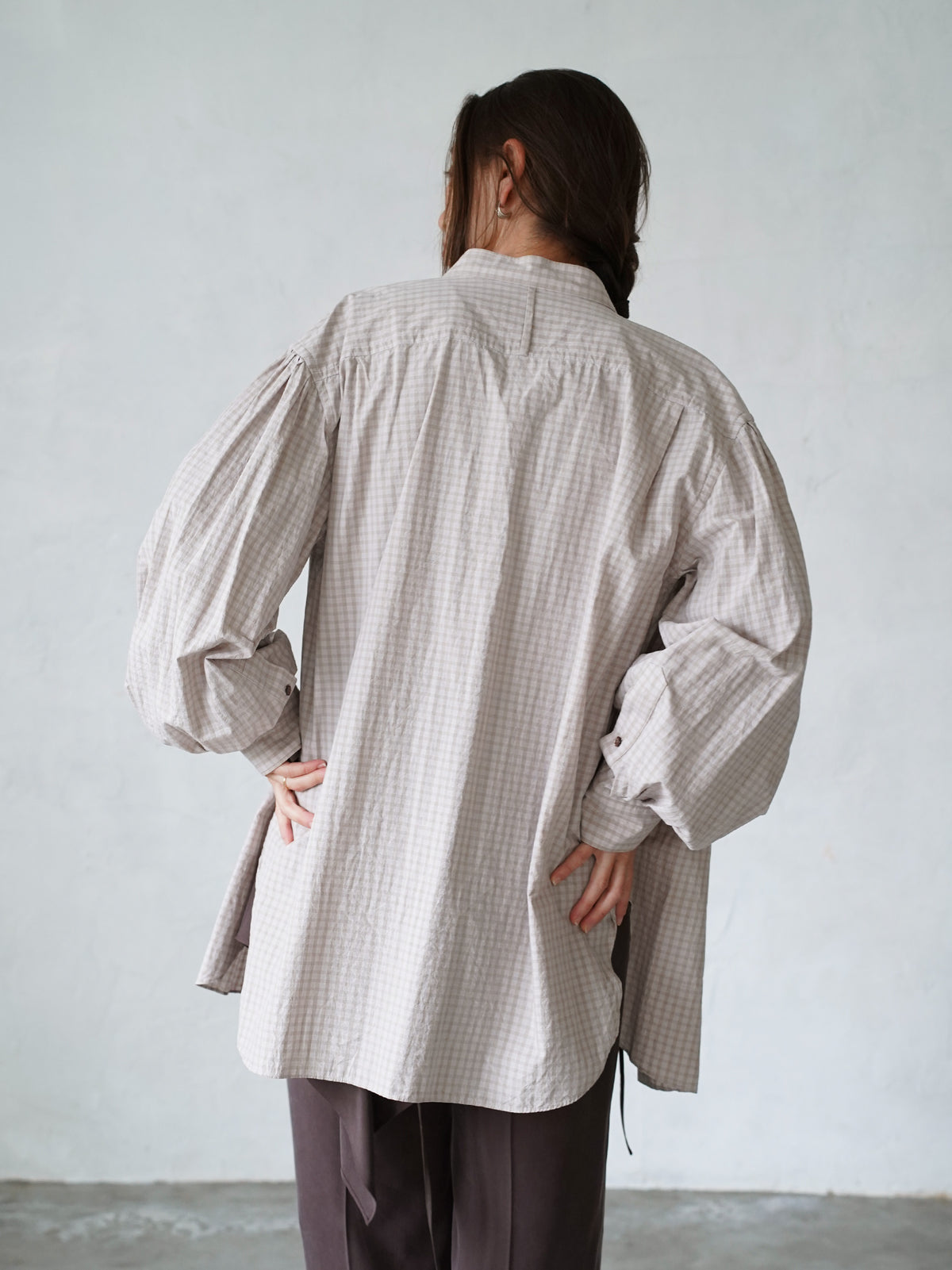 Tucked Sleeve  Zigzag Shirt