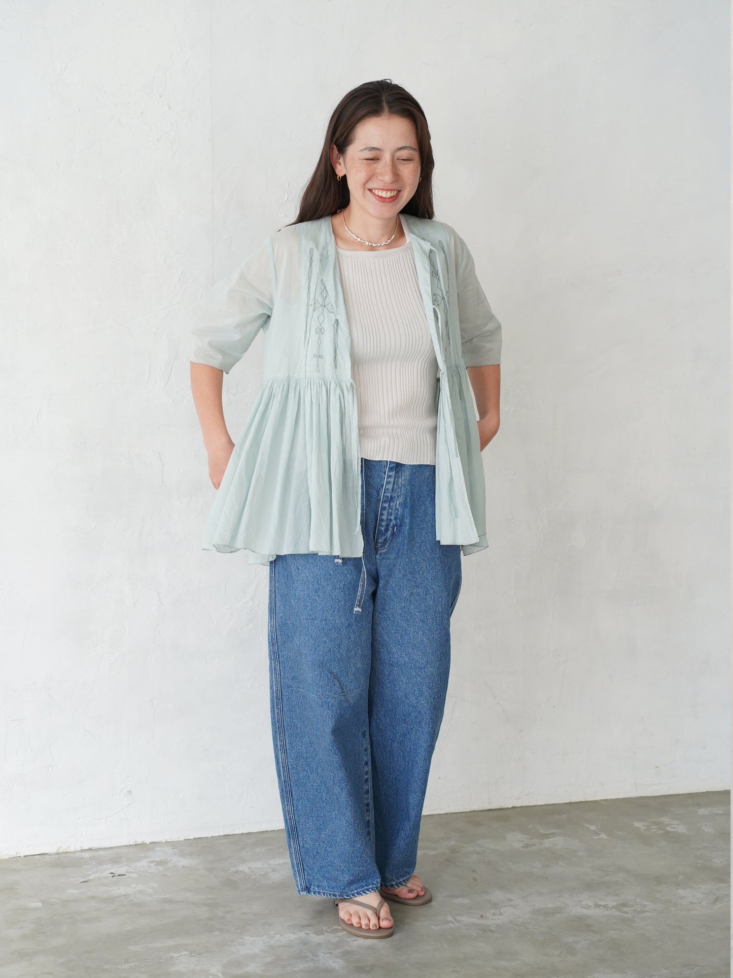 Round Wide Denim Trousers (MIDDLE BLUE)