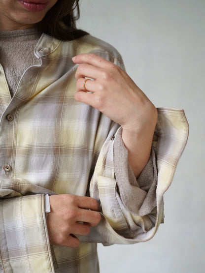 Tucked Sleeve  Zigzag Shirt