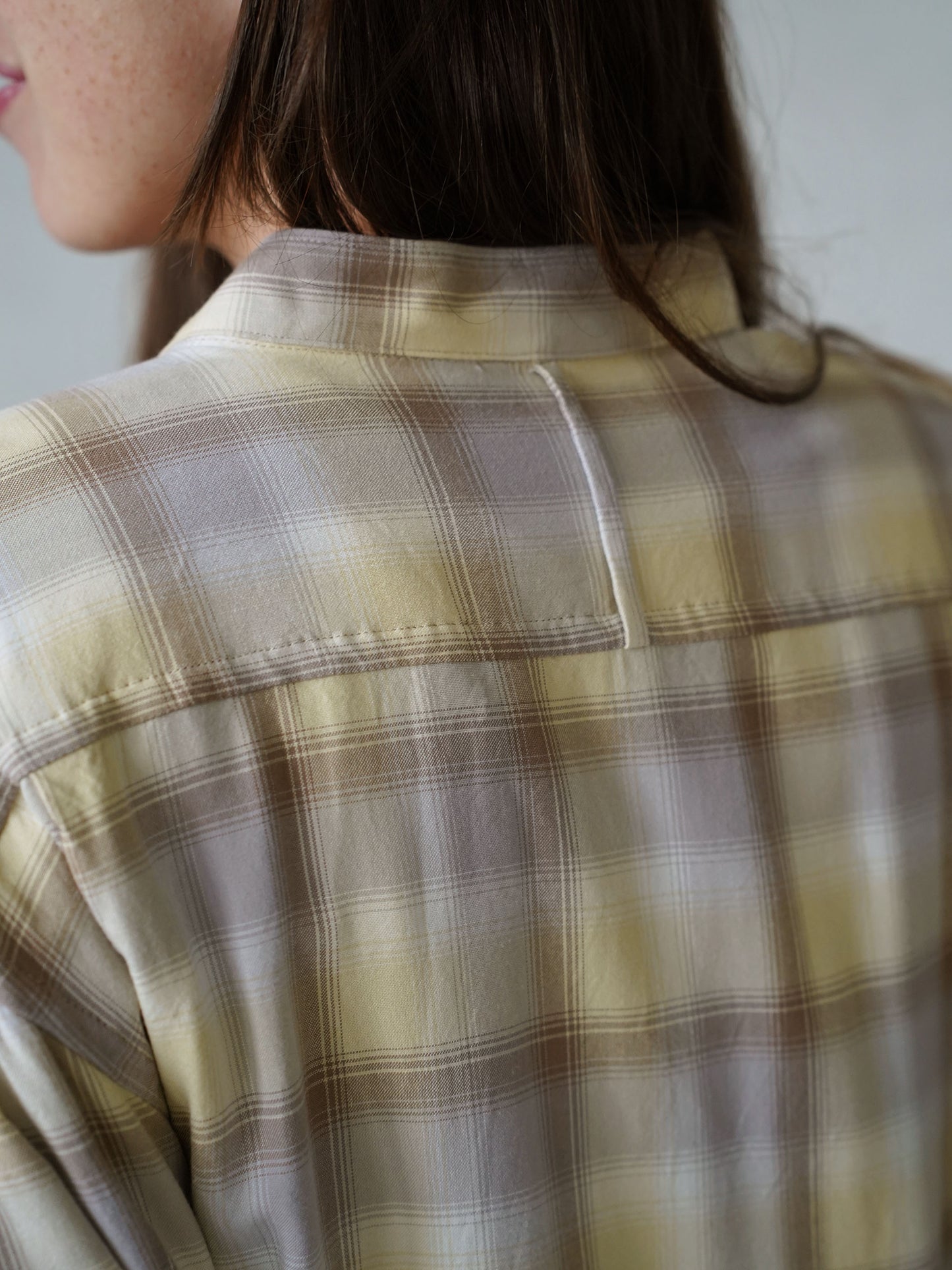 Tucked Sleeve  Zigzag Shirt