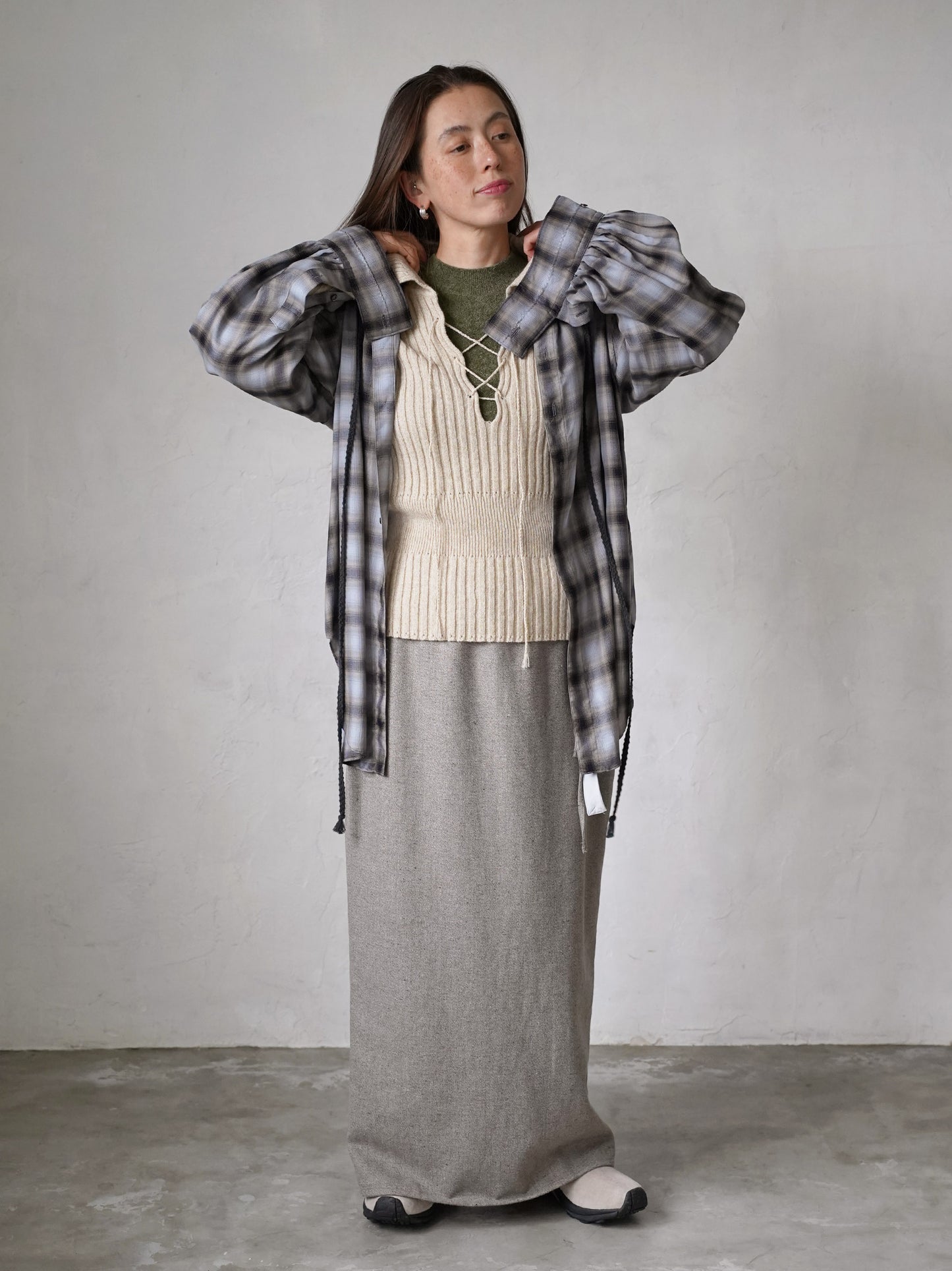 Tucked Sleeve  Zigzag Shirt