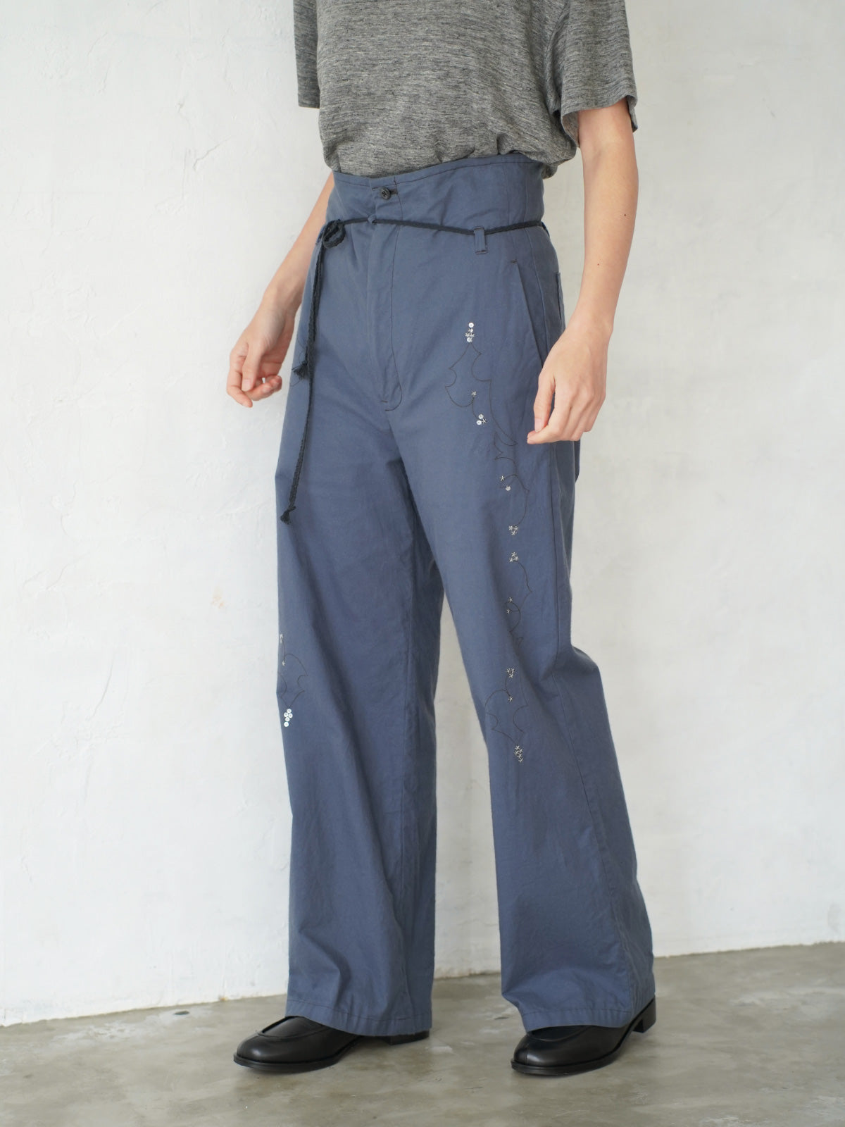 Leaves Embroidered  Pants