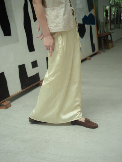 Mood Pencil Skirt (satin)