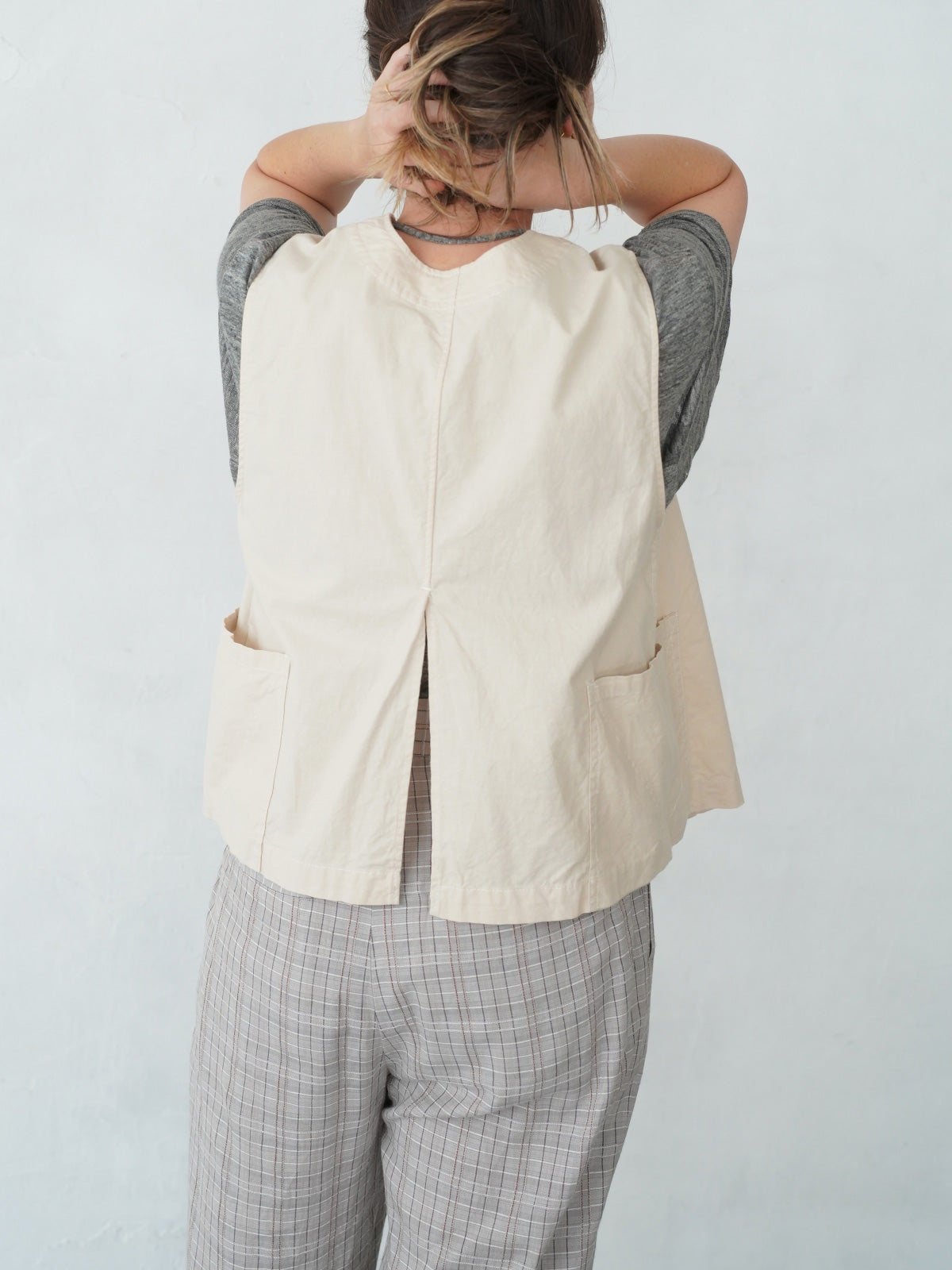 Leaves Embroidered  Vest